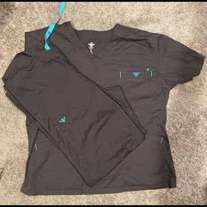 Med couture scrub set